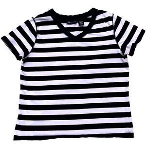 Relativity Size L Black & White Striped V-Neck Tshirt